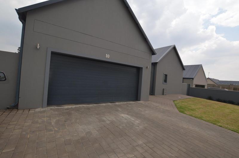 4 Bedroom Property for Sale in Heron Banks Golf Estate Free State